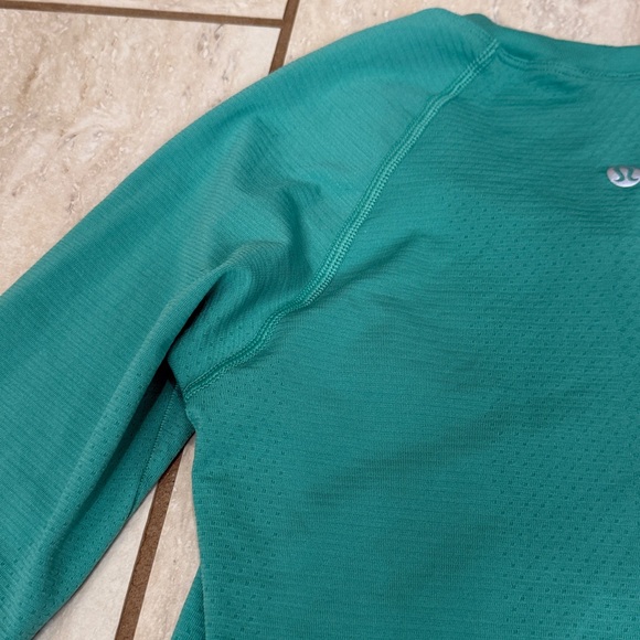 Lululemon Swiftly Tech Long-Sleeve Shirt Race Length Size 2 - Picture 12 of 16